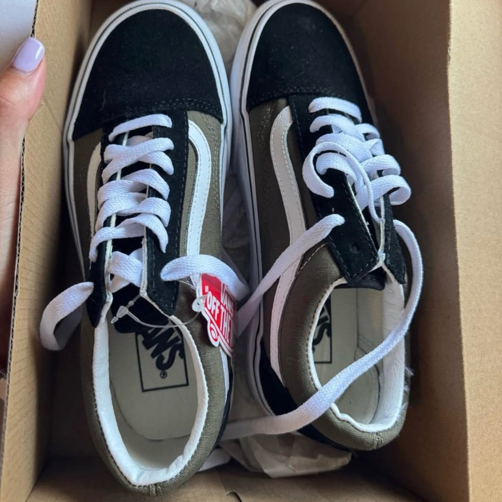 Brand New Vans Green and Black small Platform